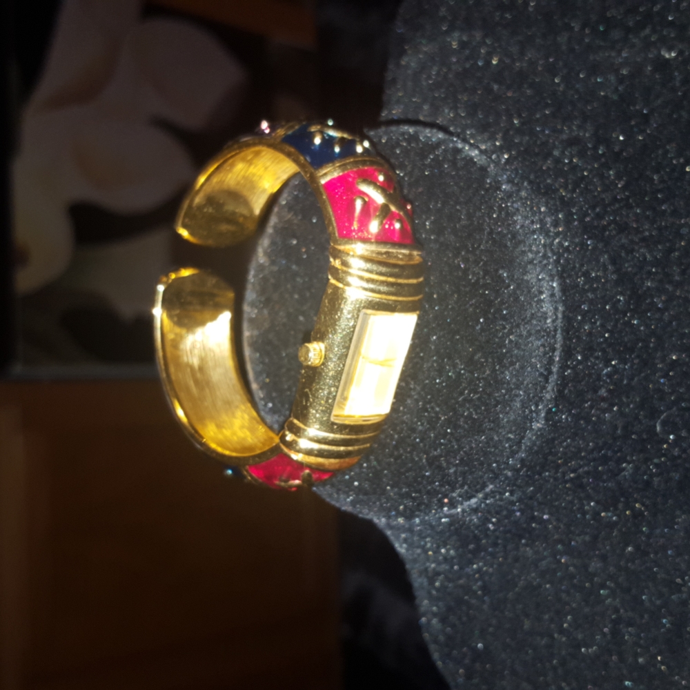 Joan Rivers Cuff Watch, EUC - Picture 6 of 7